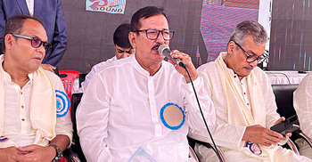 দেশ তখনই এগিয়ে যায়, যখন নেতৃত্ব জনগণের সঙ্গে বন্ধুত্বপূর্ণ আচরণ করে