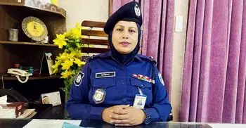 ‘কাজের মাধ্যমে বৈষম্যটা নারীকেই ঘোঁচাতে হবে’