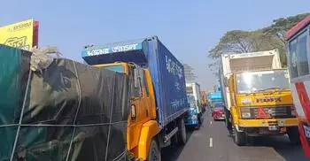 ঢাকা-চট্টগ্রাম মহাসড়কে ১০ কিলোমিটারে যানজট