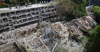 Iran launches major missile strikes on Israel in retaliation for US-Israeli airstrikes