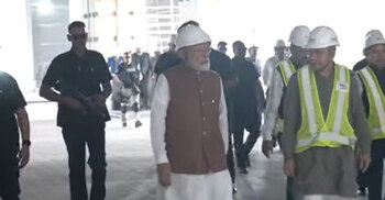 বুলেট ট্রেন প্রকল্পের অগ্রগতি পরিদর্শন করলেন মোদী
