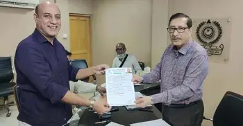 প্রথম দিন মনোনয়নপত্র জমা পড়লো দশটি