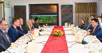 Polls to be held as per existing rules, Momen tells US Congressmen