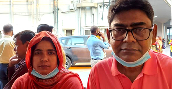 স্বামীর জীবন বাঁচাতে কিডনি দিলেন স্ত্রী