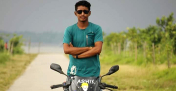 ট্রাকের পেছনে মোটরসাইকেলের ধাক্কা, প্রাণ হারালেন তরুণ