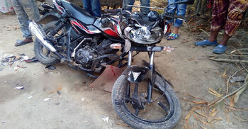 নীলফামারীতে ট্রাকের ধাক্কায় প্রাণ গেল মোটরসাইকেল আরোহীর