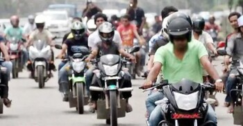 মঙ্গলবার রাত ১২টা থেকে মোটরসাইকেল চলাচল বন্ধ