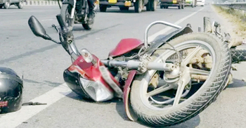 দুই মোটরসাইকেলের সংঘর্ষে বাবা-ছেলেসহ নিহত ৩