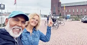 বিজয়ের আনন্দে মহিমান্বিত হলে বুঝবেন গণতন্ত্র এসেছে