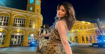 টয়ার বোহো লুকে মুগ্ধ ভক্তরা