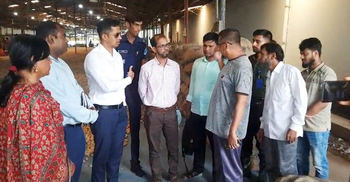 মুন্সিগঞ্জে আলু সংরক্ষণে অনিয়ম, ৪ ব্যবসায়ীর জরিমানা