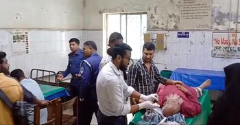 মুন্সিগঞ্জে আধিপত্য বিস্তার নিয়ে দুই গ্রুপের সংঘর্ষে গুলিবিদ্ধ ৩