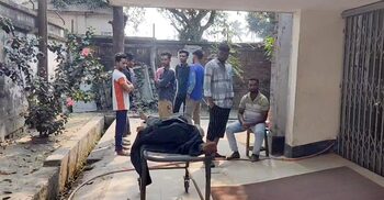 নরসিংদীতে টেক্সটাইল শ্রমিকের গলাকাটা মরদেহ উদ্ধার