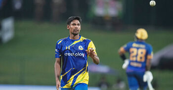 হাইস্কোরিং ম্যাচে মোস্তাফিজের ২ উইকেট, ডাম্বুলার হার