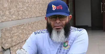 বেঞ্চের শক্তি বাড়াতে টি-২০ তে জোর, মোস্তাকের লক্ষ্য ওয়ানডে বিশ্বকাপ