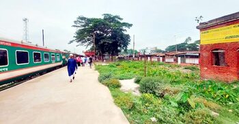 বিএনপি নেতাকর্মীদের অবরোধ, তৃতীয় দফায় ঢাকা-ময়মনসিংহে ট্রেন বন্ধ