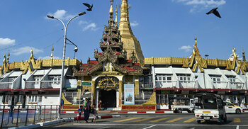 গৃহযুদ্ধ ও মানবিক সংকটের মধ্যেই নির্বাচনে যাচ্ছে মিয়ানমার