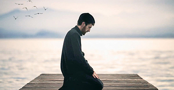 নামাজে মনোযোগী হতে যা করবেন