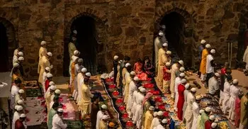 ইমাম সিজদায় থাকলে কখন নামাজে শরিক হবেন?