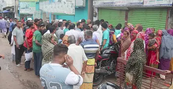 যাত্রীবাহী বাস চাপায় শিক্ষকের মৃত্যু