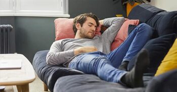 Daytime naps may be good for our brains, study says