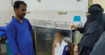 নরসিংদীতে স্কুল চলাকালীন মশার ওষুধ স্প্রে, অসুস্থ ১০ শিক্ষার্থী