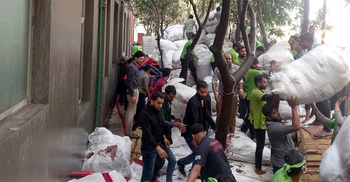 আদমজী ইপিজেডে ঝুটের গোডাউনে আগুন
