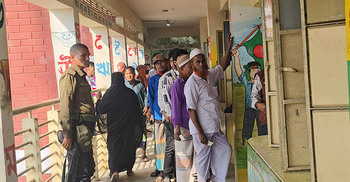 আড়াই ঘণ্টায় এক কেন্দ্রে ভোট পড়েছে ৮ শতাংশ