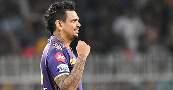 ইতিহাসের তৃতীয় বোলার হিসেবে নারিনের ‘৬০০’