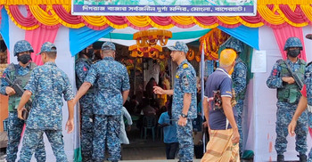মোংলায় মন্দিরের নিরাপত্তায় নৌবাহিনী মোতায়েন
