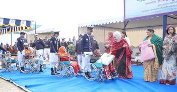 শীতার্তদের পাশে নৌবাহিনী পরিবার কল্যাণ সংঘ