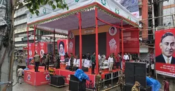 জলাবদ্ধতার মধ্যেই নয়াপল্টনে রাজনৈতিক কর্মসূচির আমেজ