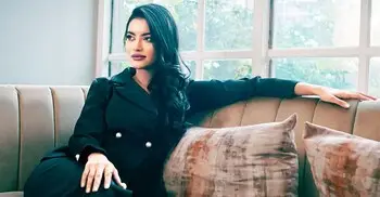 যদি কোনো সম্পর্ক সত্য হয়, তা প্রকাশ করা উচিত