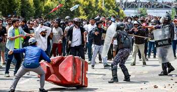 নেপালের অভ্যুত্থানে সহিংসতার অভিযোগে গ্রেফতার ৪০০ জনেরও বেশি