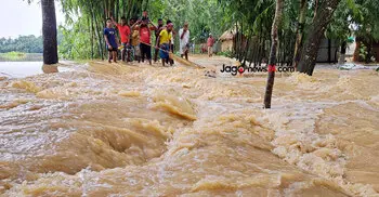 100 villages flooded in Netrakona, water overflows railway track