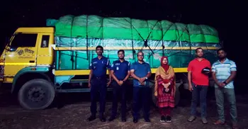 পাচারের সময় ট্রাকভর্তি ৬৬৭ বস্তা সরকারি চাল জব্দ, আটক ২