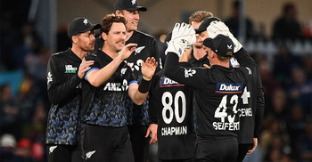 Allen's century powers New Zealand into World Cup final