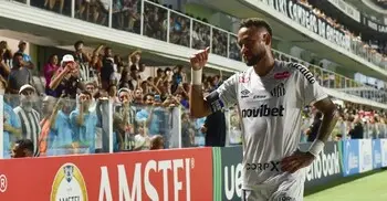 ‘মোটা’ বলায় ভক্তের সঙ্গে তর্কে জড়ালেন নেইমার