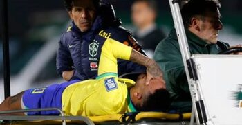 Neymar injured as Brazil lose 2-0 in Uruguay