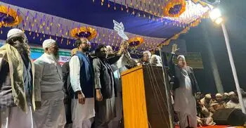 এনসিপিকে সমর্থন দিয়ে সরে দাঁড়ালেন রিকশা প্রতীকের প্রার্থী