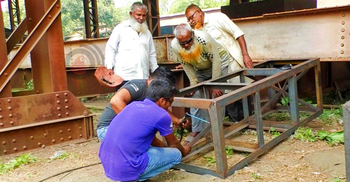 ৫ বছর পর চালু হলেও ভরসা অবসরে যাওয়া কর্মীরা