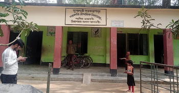 তীব্র শীতে নীলফামারীতে বিদ্যালয়ে ছুটি বাড়লো আরও দু’দিন