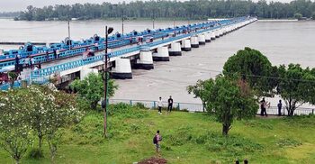 তিস্তায় বেড়েছে পানি, খোলা হলো ব্যারাজের ৪৪ জলকপাট