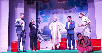 মঞ্চ নাটকের ঐতিহ্য ফেরাতে সতীর্থের উদ্যোগ