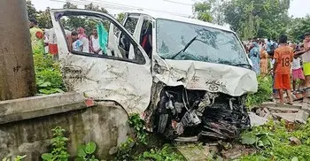 2 killed as wedding party vehicle crashes in Nilphamari