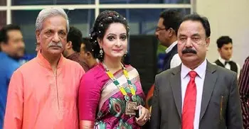 একই পরিবার থেকে সংসদ সদস্য হচ্ছেন ৩ জন 