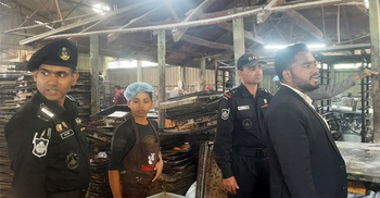 অস্বাস্থ্যকর পরিবেশে খাবার তৈরি, ৩ প্রতিষ্ঠানকে জরিমানা