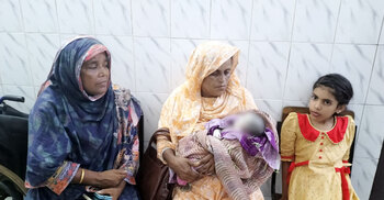 হাসপাতালে ছিল না অক্সিজেন, জন্মের আধাঘণ্টা পর মারা গেলো শিশু