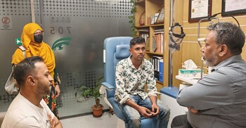 পুলিশের গুলিতে আহত নয়নের চিকিৎসার দায়িত্ব নিলেন প্রধানমন্ত্রী