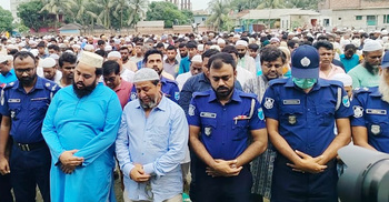 প্যারোলে মুক্তি পেয়ে স্ত্রীর জানাজায় অঝোরে কাঁদলেন যুবলীগ নেতা